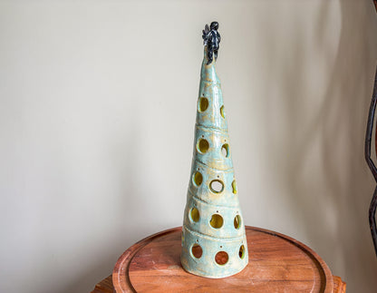 Christmas Vibe –Tree -The Final Touch