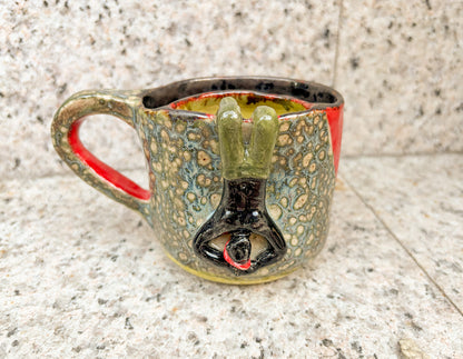 Break the Limit – Handcrafted Ceramic Tea Mug with Filter