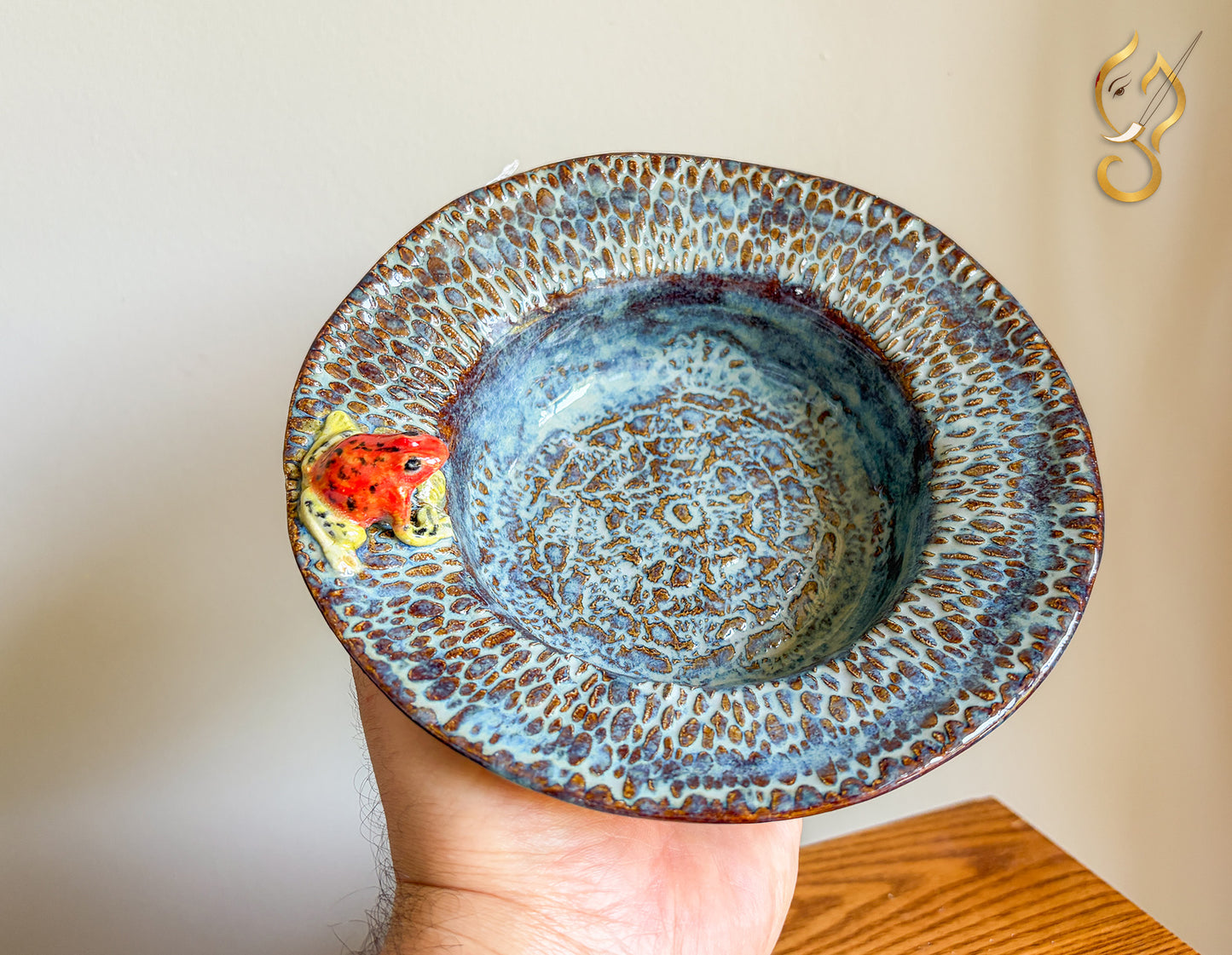 Bowl with Frog - Ceramic Art