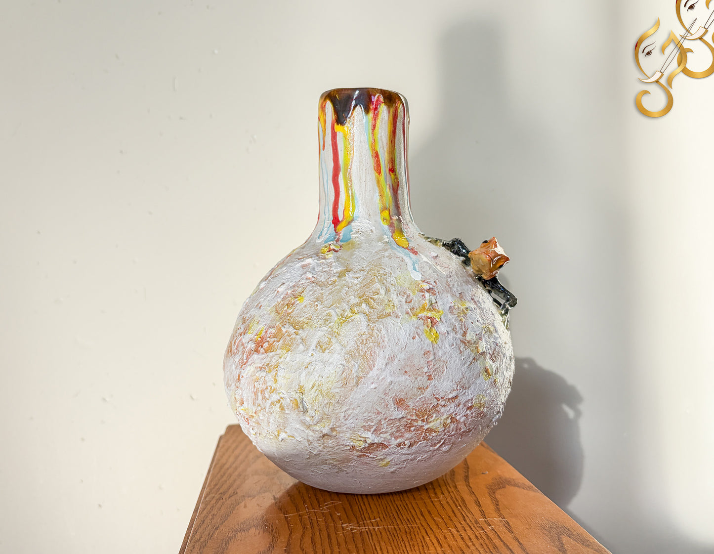 Camouflage Lizard - ceramic vase Art