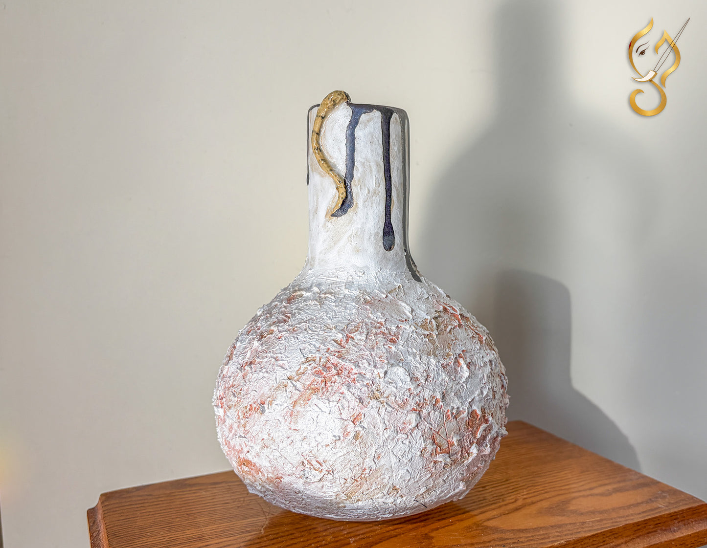 Hide and seek - ceramic vase art