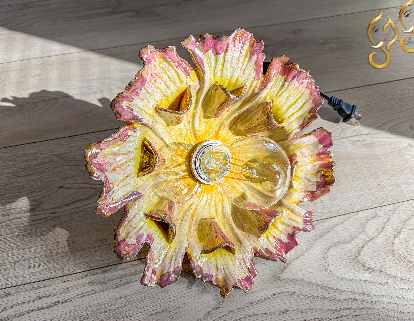 Orchid pendant lamp - purple