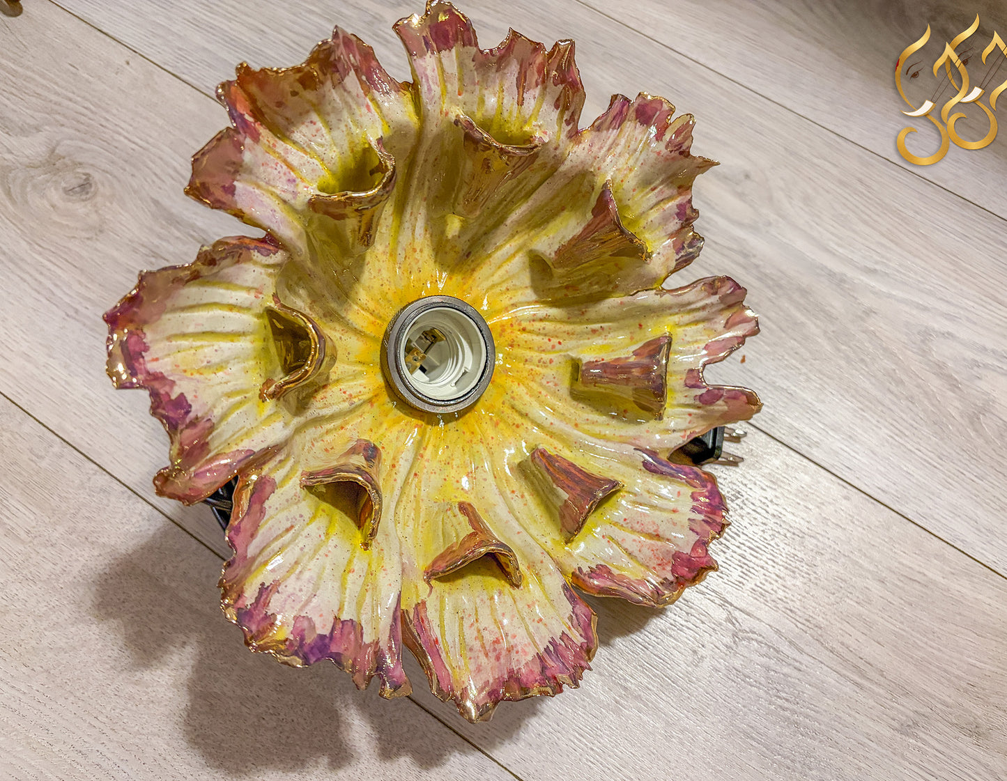 Orchid pendant lamp - purple